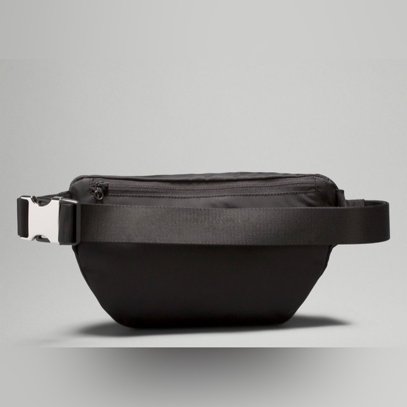 Lululemon City Adventurer Belt Bag 2.5L - Picture 4 of 8